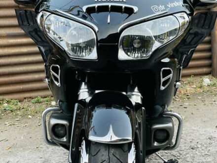 Хонда GL 1800 Gold Wing 2007 у Запоріжжя на Automoto.ua Чорний Хонда GL 1800 Gold Wing, об'ємом двигуна 1.8 л та пробігом 25 тис. км за 15000 $, фото 1 на Automoto.ua