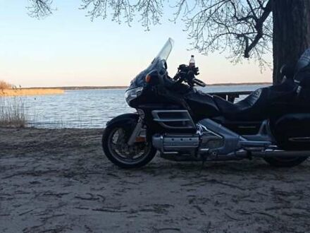 Хонда GL 1800 Gold Wing 2008 в Каменское - Днепродзержинск на Automoto.ua Черный Хонда GL 1800 Gold Wing, объемом двигателя 0 л и пробегом 120 тыс. км за 9500 $, фото 1 на Automoto.ua