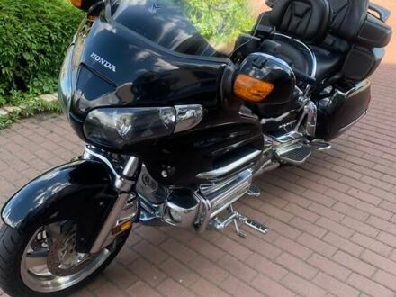 Хонда GL 1800 Gold Wing 2008 у Києві на Automoto.ua Чорний Хонда GL 1800 Gold Wing, об'ємом двигуна 1.83 л та пробігом 70 тис. км за 12300 $, фото 1 на Automoto.ua