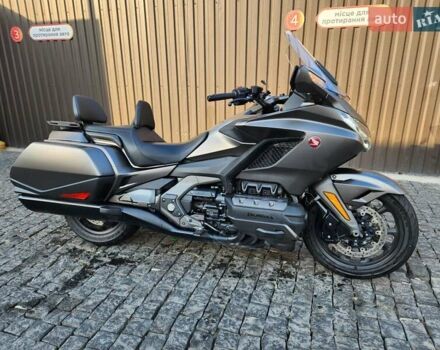 Коричневый Хонда GL 1800 Gold Wing, объемом двигателя 1.83 л и пробегом 30 тыс. км за 25500 $, фото 1 на Automoto.ua