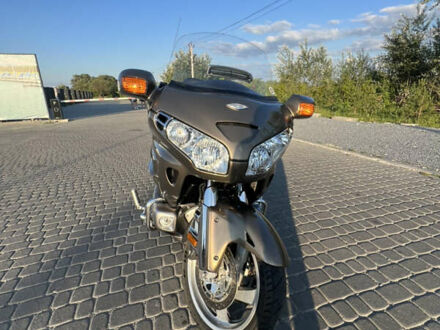 Хонда GL 1800 Gold Wing 2005 у Львові на Automoto.ua Коричневий Хонда GL 1800 Gold Wing, об'ємом двигуна 1.8 л та пробігом 128 тис. км за 10500 $, фото 1 на Automoto.ua