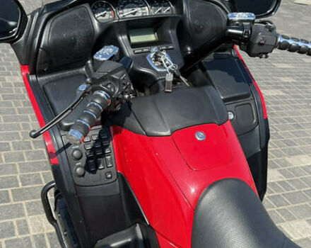 Красный Хонда GL 1800 Gold Wing, объемом двигателя 1.8 л и пробегом 35 тыс. км за 13000 $, фото 11 на Automoto.ua