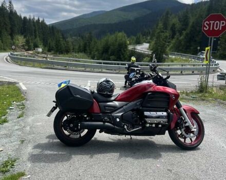 Червоний Хонда GL 1800 Gold Wing, об'ємом двигуна 1.8 л та пробігом 9 тис. км за 15500 $, фото 2 на Automoto.ua