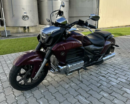 Красный Хонда GL 1800 Gold Wing, объемом двигателя 1.83 л и пробегом 20 тыс. км за 14200 $, фото 7 на Automoto.ua