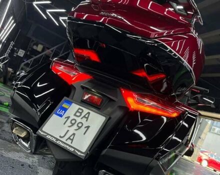 Красный Хонда GL 1800 Gold Wing, объемом двигателя 1.83 л и пробегом 40 тыс. км за 28800 $, фото 8 на Automoto.ua