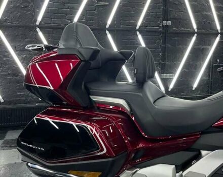Красный Хонда GL 1800 Gold Wing, объемом двигателя 1.83 л и пробегом 40 тыс. км за 28800 $, фото 4 на Automoto.ua