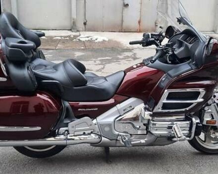 Красный Хонда GL 1800 Gold Wing, объемом двигателя 1.8 л и пробегом 41 тыс. км за 15377 $, фото 8 на Automoto.ua