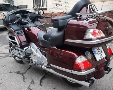 Красный Хонда GL 1800 Gold Wing, объемом двигателя 1.8 л и пробегом 41 тыс. км за 15377 $, фото 2 на Automoto.ua