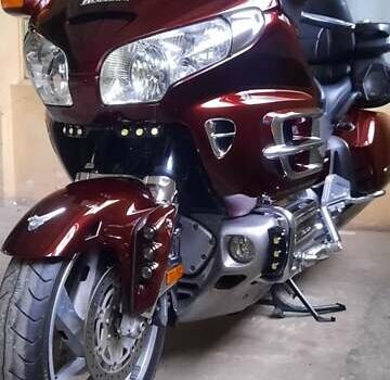 Красный Хонда GL 1800 Gold Wing, объемом двигателя 1.8 л и пробегом 41 тыс. км за 15377 $, фото 49 на Automoto.ua