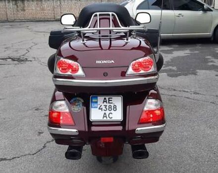 Красный Хонда GL 1800 Gold Wing, объемом двигателя 1.8 л и пробегом 41 тыс. км за 15377 $, фото 5 на Automoto.ua