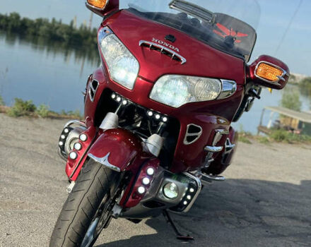Красный Хонда GL 1800 Gold Wing, объемом двигателя 1.83 л и пробегом 82 тыс. км за 12999 $, фото 6 на Automoto.ua