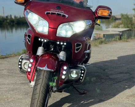 Красный Хонда GL 1800 Gold Wing, объемом двигателя 1.83 л и пробегом 82 тыс. км за 12999 $, фото 7 на Automoto.ua