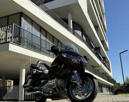 Красный Хонда GL 1800 Gold Wing, объемом двигателя 1.8 л и пробегом 60 тыс. км за 10999 $, фото 11 на Automoto.ua