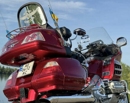 Красный Хонда GL 1800 Gold Wing, объемом двигателя 1.83 л и пробегом 82 тыс. км за 12999 $, фото 28 на Automoto.ua