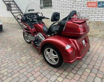 Красный Хонда GL 1800 Gold Wing, объемом двигателя 1.83 л и пробегом 36 тыс. км за 15600 $, фото 3 на Automoto.ua