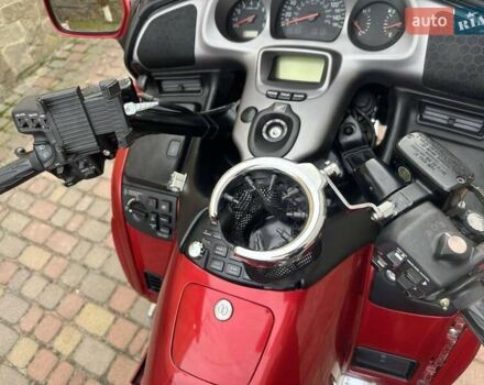 Красный Хонда GL 1800 Gold Wing, объемом двигателя 1.83 л и пробегом 36 тыс. км за 15600 $, фото 6 на Automoto.ua