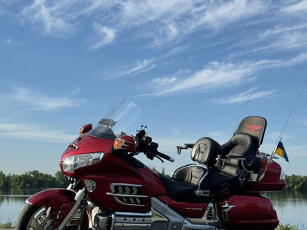 Хонда GL 1800 Gold Wing 2008 у Дніпро (Дніпропетровську) на Automoto.ua Червоний Хонда GL 1800 Gold Wing, об'ємом двигуна 1.83 л та пробігом 82 тис. км за 12999 $, фото 1 на Automoto.ua