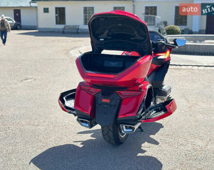 Хонда GL 1800 Gold Wing, объемом двигателя 0 л и пробегом 10 тыс. км за 25000 $, фото 24 на Automoto.ua