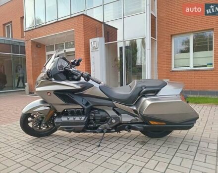 Хонда GL 1800 Gold Wing, объемом двигателя 0 л и пробегом 30 тыс. км за 22000 $, фото 19 на Automoto.ua