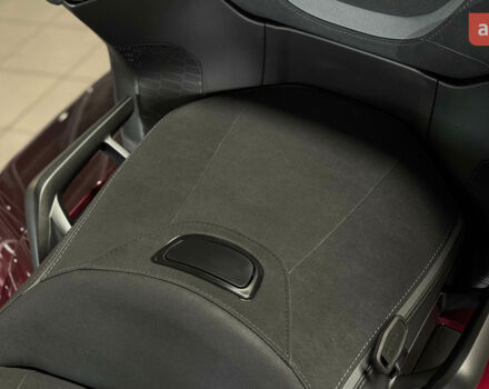 Хонда GL 1800 Gold Wing, объемом двигателя 0 л и пробегом 0 тыс. км за 37266 $, фото 17 на Automoto.ua