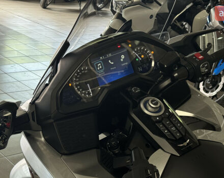 Хонда GL 1800 Gold Wing, объемом двигателя 0 л и пробегом 0 тыс. км за 37257 $, фото 10 на Automoto.ua