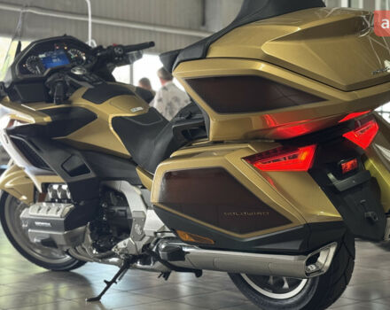 Хонда GL 1800 Gold Wing, объемом двигателя 0 л и пробегом 0 тыс. км за 37257 $, фото 5 на Automoto.ua