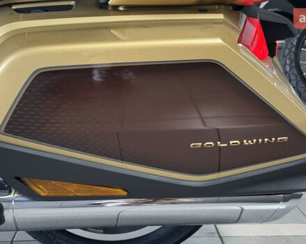 Хонда GL 1800 Gold Wing, объемом двигателя 0 л и пробегом 0 тыс. км за 37257 $, фото 27 на Automoto.ua