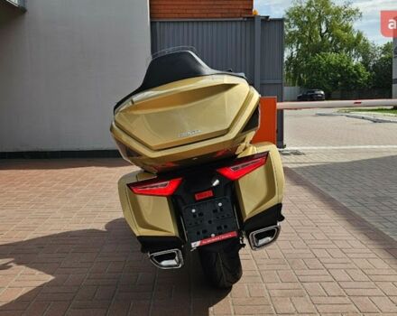 Хонда GL 1800 Gold Wing, объемом двигателя 0 л и пробегом 0 тыс. км за 39592 $, фото 5 на Automoto.ua