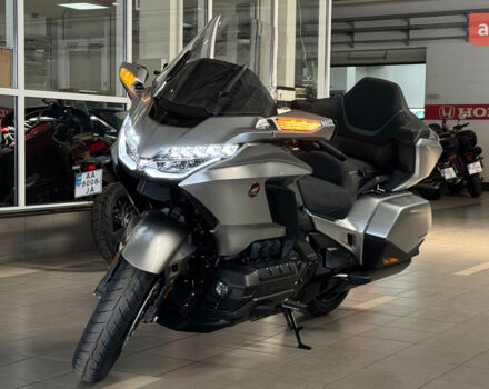 Хонда GL 1800 Gold Wing, объемом двигателя 0 л и пробегом 0 тыс. км за 37257 $, фото 4 на Automoto.ua