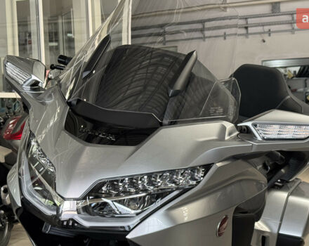 Хонда GL 1800 Gold Wing, объемом двигателя 0 л и пробегом 0 тыс. км за 37257 $, фото 9 на Automoto.ua