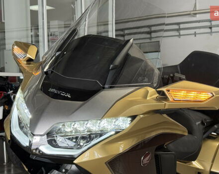Хонда GL 1800 Gold Wing, объемом двигателя 0 л и пробегом 0 тыс. км за 37257 $, фото 8 на Automoto.ua