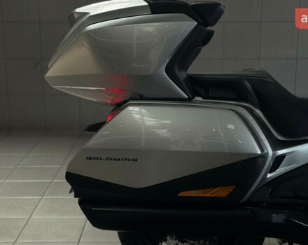 Хонда GL 1800 Gold Wing, объемом двигателя 0 л и пробегом 0 тыс. км за 37257 $, фото 24 на Automoto.ua