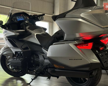 Хонда GL 1800 Gold Wing, объемом двигателя 0 л и пробегом 0 тыс. км за 37257 $, фото 3 на Automoto.ua