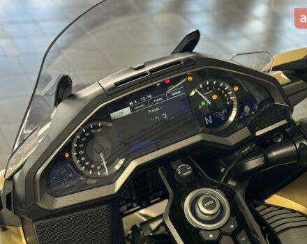 Хонда GL 1800 Gold Wing, объемом двигателя 0 л и пробегом 0 тыс. км за 37257 $, фото 10 на Automoto.ua