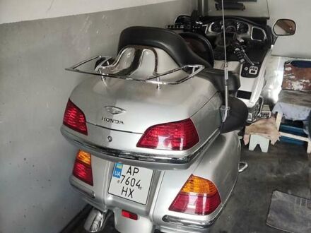 Хонда GL 1800 Gold Wing 2005 у Запоріжжя на Automoto.ua Хонда GL 1800 Gold Wing, об'ємом двигуна 0 л та пробігом 32 тис. км за 9000 $, фото 1 на Automoto.ua