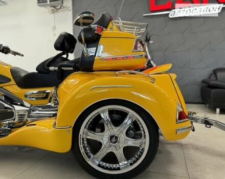 Желтый Хонда GL 1800 Gold Wing, объемом двигателя 1.8 л и пробегом 12 тыс. км за 25500 $, фото 20 на Automoto.ua