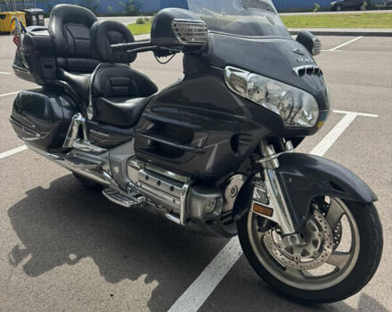 Серый Хонда GL 1800 Gold Wing, объемом двигателя 1.8 л и пробегом 53 тыс. км за 10500 $, фото 15 на Automoto.ua