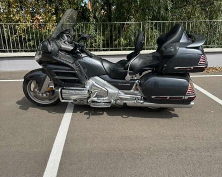 Серый Хонда GL 1800 Gold Wing, объемом двигателя 1.8 л и пробегом 53 тыс. км за 10500 $, фото 16 на Automoto.ua