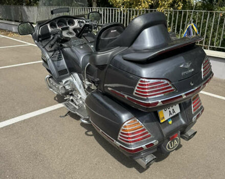 Серый Хонда GL 1800 Gold Wing, объемом двигателя 1.8 л и пробегом 53 тыс. км за 10500 $, фото 4 на Automoto.ua
