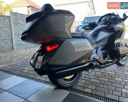 Серый Хонда GL 1800 Gold Wing, объемом двигателя 1.8 л и пробегом 1 тыс. км за 26500 $, фото 10 на Automoto.ua