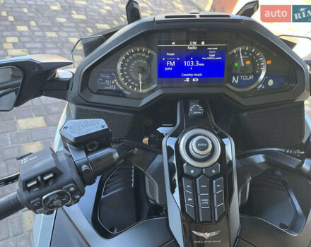 Серый Хонда GL 1800 Gold Wing, объемом двигателя 1.8 л и пробегом 1 тыс. км за 26500 $, фото 5 на Automoto.ua