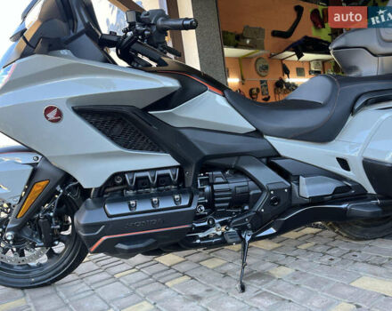 Серый Хонда GL 1800 Gold Wing, объемом двигателя 1.8 л и пробегом 1 тыс. км за 26500 $, фото 2 на Automoto.ua