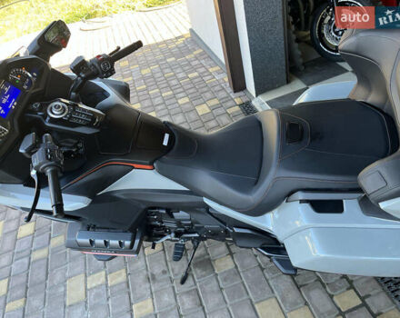 Серый Хонда GL 1800 Gold Wing, объемом двигателя 1.8 л и пробегом 1 тыс. км за 26500 $, фото 4 на Automoto.ua