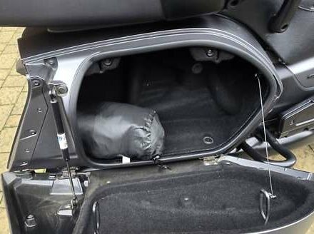 Серый Хонда GL 1800 Gold Wing, объемом двигателя 1.83 л и пробегом 29 тыс. км за 18000 $, фото 8 на Automoto.ua