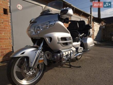 Хонда GL 1800 Gold Wing 2006 в Белой Церкве на Automoto.ua Серый Хонда GL 1800 Gold Wing, объемом двигателя 1.83 л и пробегом 72 тыс. км за 9900 $, фото 1 на Automoto.ua