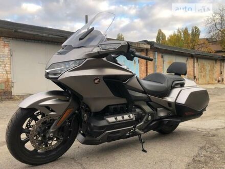 Хонда GL 1800 Gold Wing 2018 в Днепре (Днепропетровске) на Automoto.ua Серый Хонда GL 1800 Gold Wing, объемом двигателя 1.8 л и пробегом 6 тыс. км за 24900 $, фото 1 на Automoto.ua