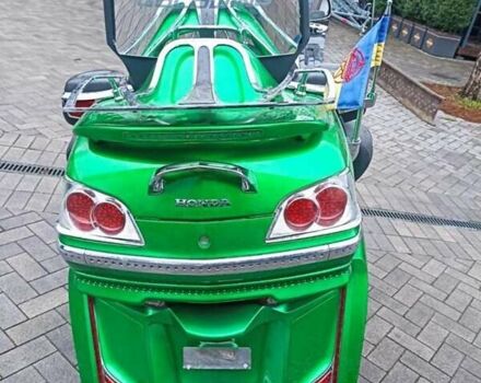 Зеленый Хонда GL 1800 Gold Wing, объемом двигателя 1.83 л и пробегом 59 тыс. км за 13000 $, фото 5 на Automoto.ua