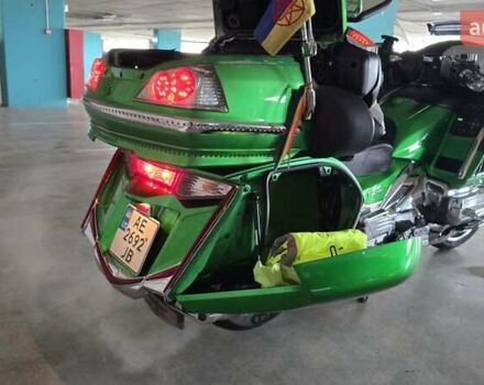 Зеленый Хонда GL 1800 Gold Wing, объемом двигателя 1.83 л и пробегом 59 тыс. км за 13000 $, фото 6 на Automoto.ua