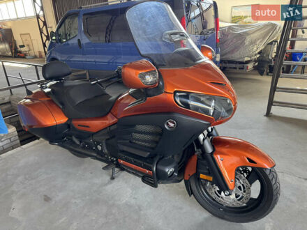 Хонда GL 1800 Gold Wing 2013 у Яготине на Automoto.ua Помаранчевий Хонда GL 1800 Gold Wing, об'ємом двигуна 1.83 л та пробігом 25 тис. км за 12800 $, фото 1 на Automoto.ua