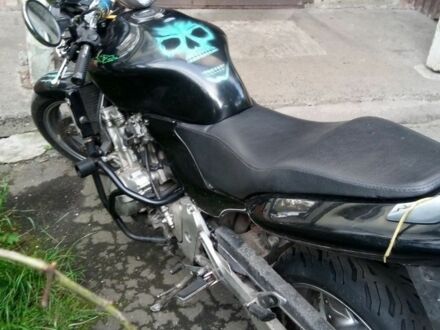 Хонда Хорнет, объемом двигателя 0.6 л и пробегом 0 тыс. км за 1600 $, фото 1 на Automoto.ua